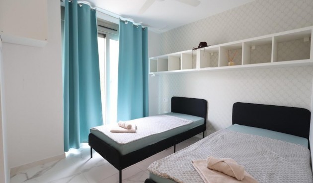 Reventa - Villa -
Orihuela Costa - Costa Blanca