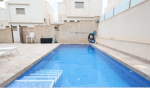 Reventa - Villa -
Orihuela Costa - Costa Blanca