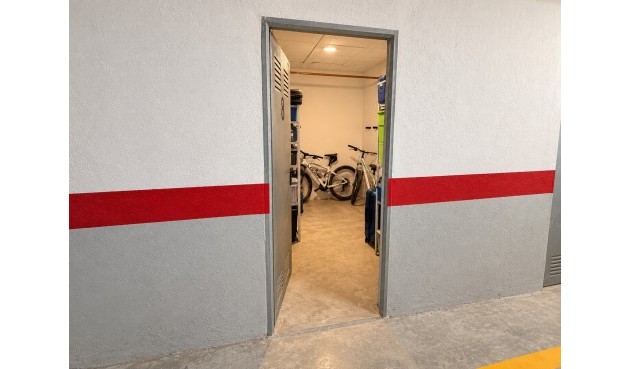 Reventa - Town House -
Daya Nueva - Costa Blanca
