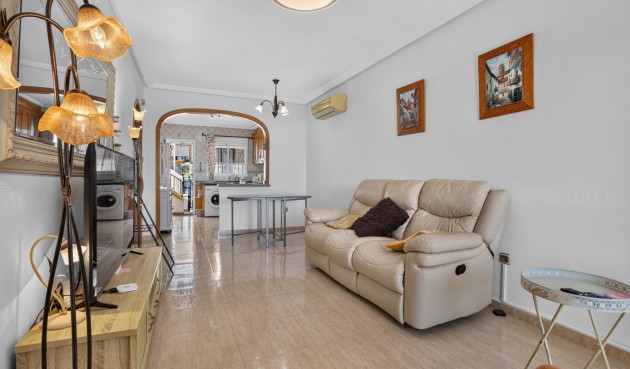 Brukt - Villa -
Orihuela Costa - Costa Blanca