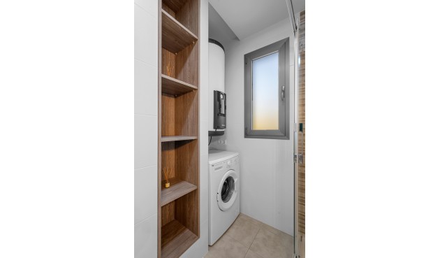 Återförsäljning - Apartment -
Orihuela Costa - Los Dolses
