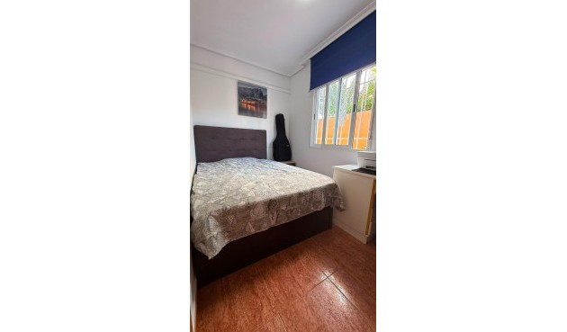 Brukt - Bungalow -
Torrevieja - La Mata