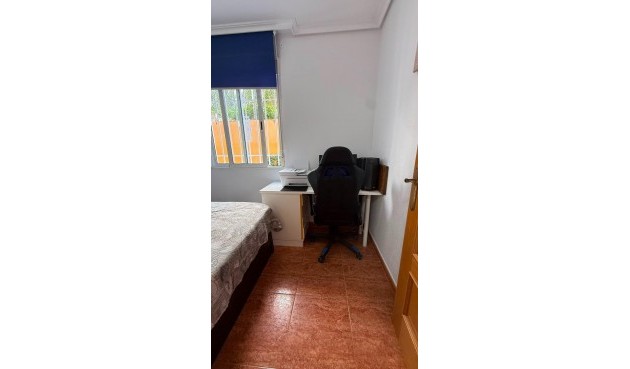 Brukt - Bungalow -
Torrevieja - La Mata