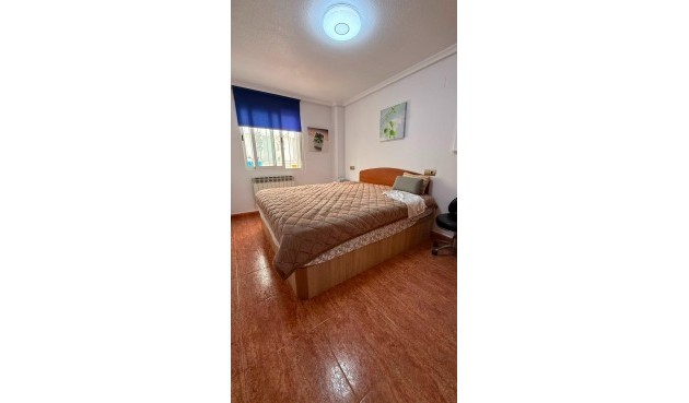 Brukt - Bungalow -
Torrevieja - La Mata