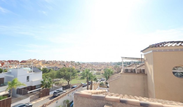 Brukt - Villa -
Orihuela Costa - Costa Blanca