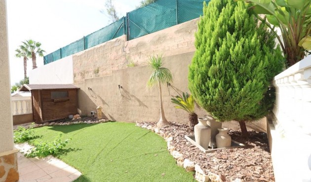 Brukt - Villa -
Orihuela Costa - Costa Blanca