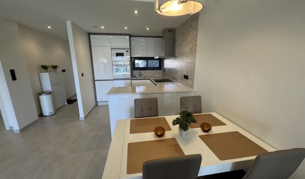 Brukt - Apartment -
Guardamar del Segura - El Raso