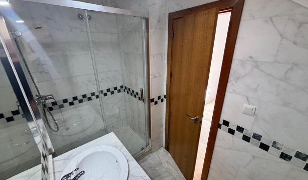 Brukt - Apartment -
Algorfa - Inland