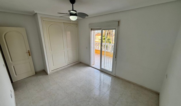 Brukt - Town House -
Benijofar - Costa Blanca