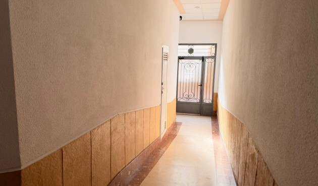 Brukt - Apartment -
Torrevieja - Centro
