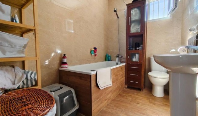 Brukt - Villa -
Torrevieja - Torreta Florida