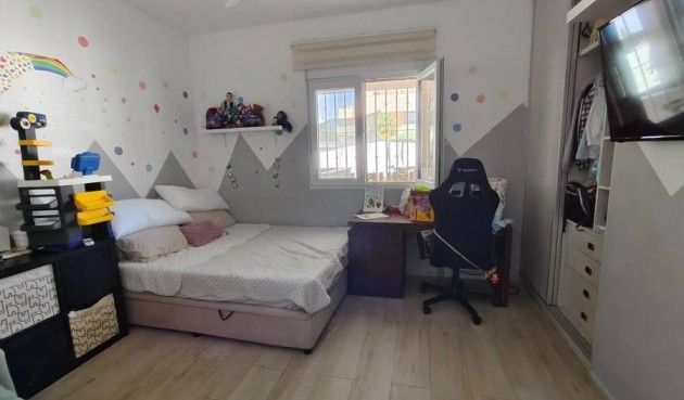 Brukt - Villa -
Torrevieja - Torreta Florida