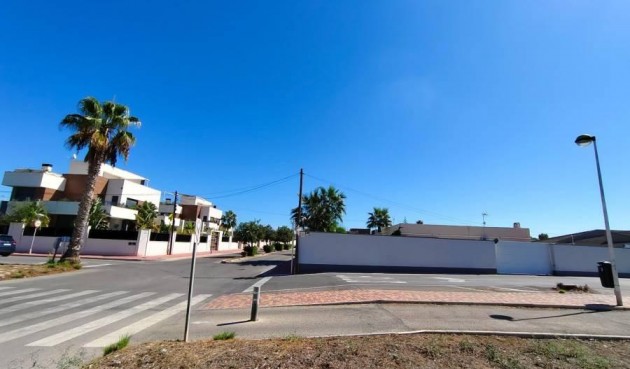 Brukt - Villa -
Torrevieja - Torreta Florida