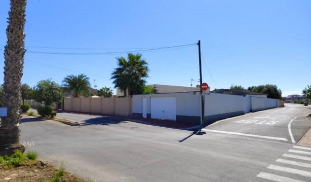 Brukt - Villa -
Torrevieja - Torreta Florida