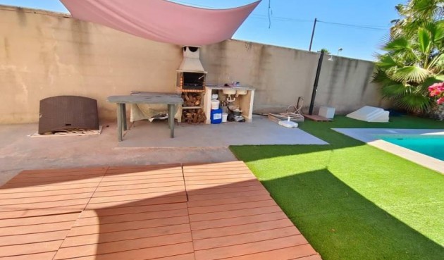 Brukt - Villa -
Torrevieja - Torreta Florida
