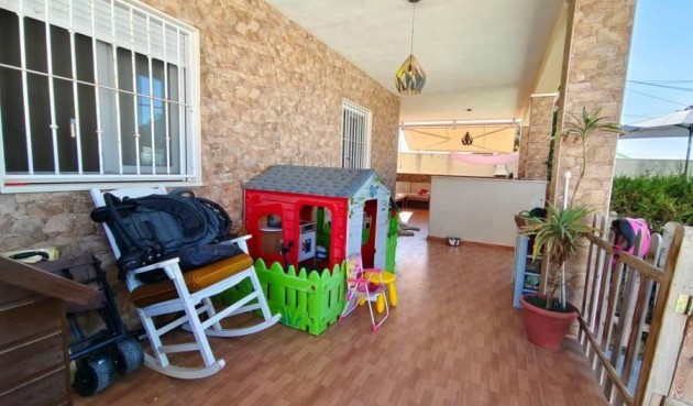 Brukt - Villa -
Torrevieja - Torreta Florida