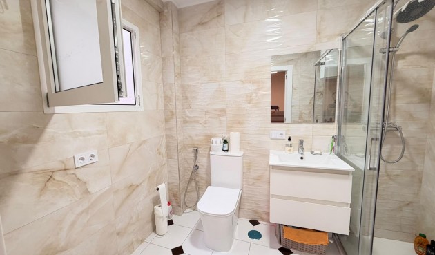 Brukt - Apartment -
Torrevieja - Centro