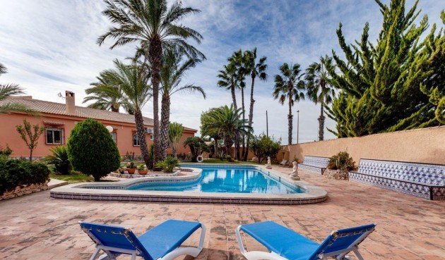 Reventa - Villa -
Torrevieja - La Siesta - El Salado - Torreta