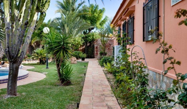 Reventa - Villa -
Torrevieja - La Siesta - El Salado - Torreta