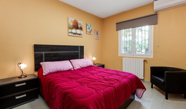 Reventa - Villa -
Torrevieja - La Siesta - El Salado - Torreta