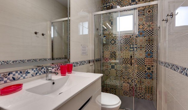 Reventa - Villa -
Torrevieja - La Siesta - El Salado - Torreta