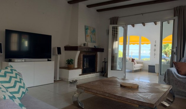 Återförsäljning - Villa -
Moraira - Costa Blanca