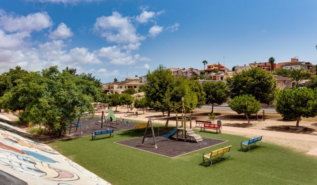 Brukt - Bungalow -
Torrevieja - Los Balcones