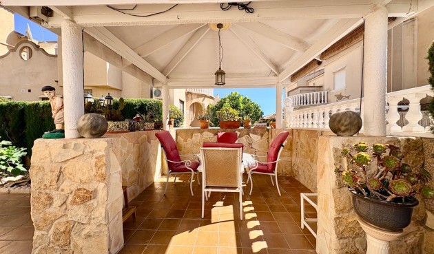 Brukt - Town House -
Orihuela Costa - Costa Blanca