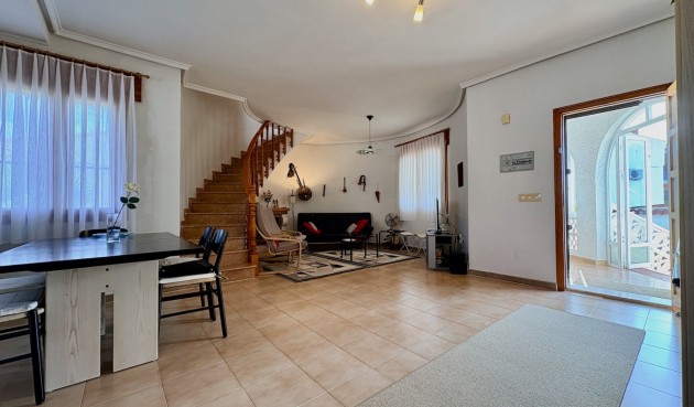 Brukt - Villa -
Rojales - Inland