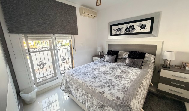 Brukt - Town House -
Orihuela - Inland