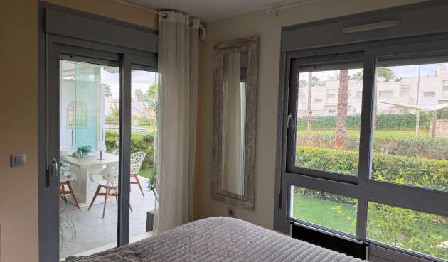 Återförsäljning - Apartment -
Vistabella Golf Entre Naranjos - Inland