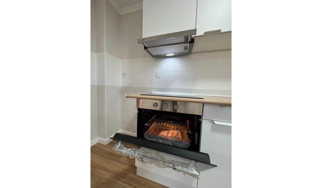Brukt - Apartment -
Torrevieja - Centro