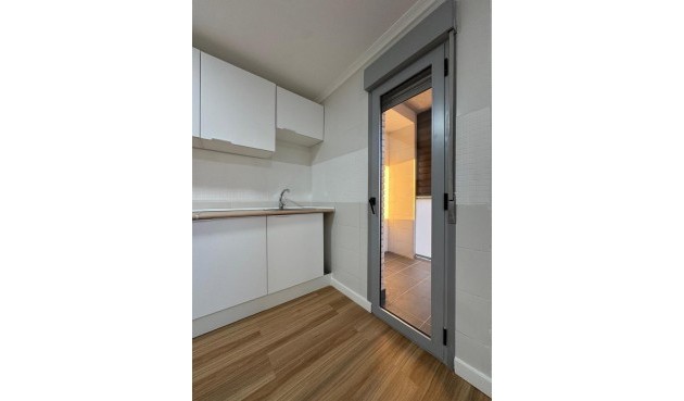 Brukt - Apartment -
Torrevieja - Centro