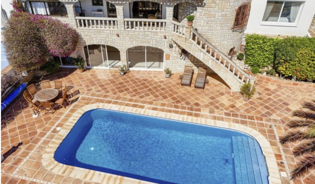 Brukt - Villa -
Altea - Mascarat