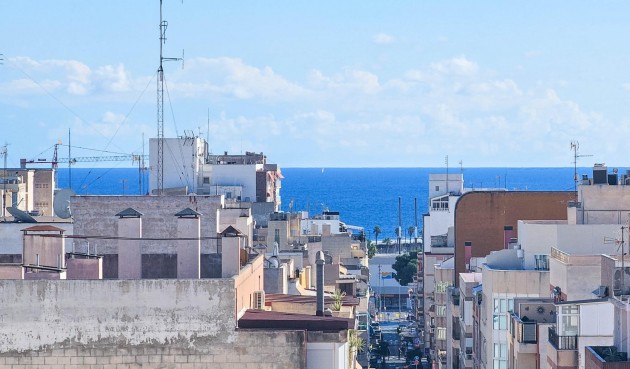 Brukt - Apartment -
Torrevieja - Centro