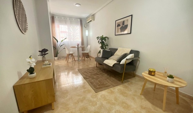 Brukt - Apartment -
Torrevieja - PARQUE DE LAS NACIONES