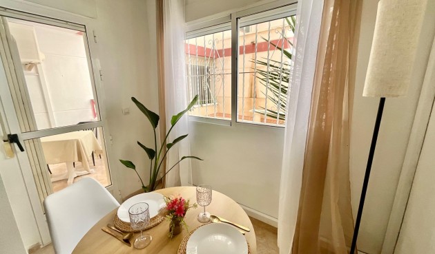 Brukt - Apartment -
Torrevieja - PARQUE DE LAS NACIONES