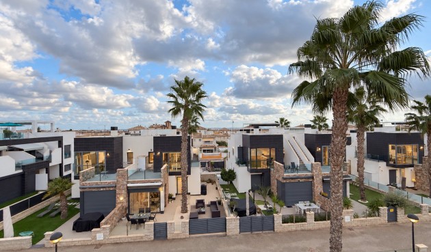 Brukt - Tosidig -
Orihuela Costa - Costa Blanca