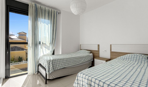 Brukt - Apartment -
Orihuela Costa - Costa Blanca