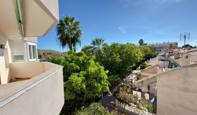 Brukt - Apartment -
Orihuela Costa - La Regia