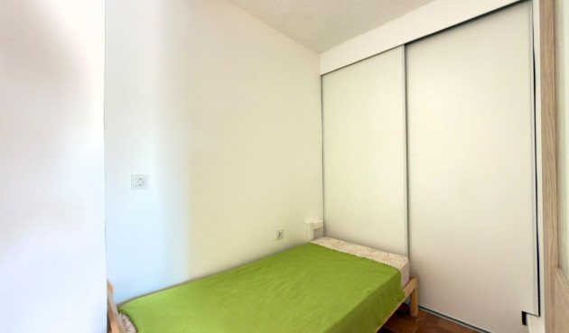 Brukt - Apartment -
Orihuela Costa - La Regia