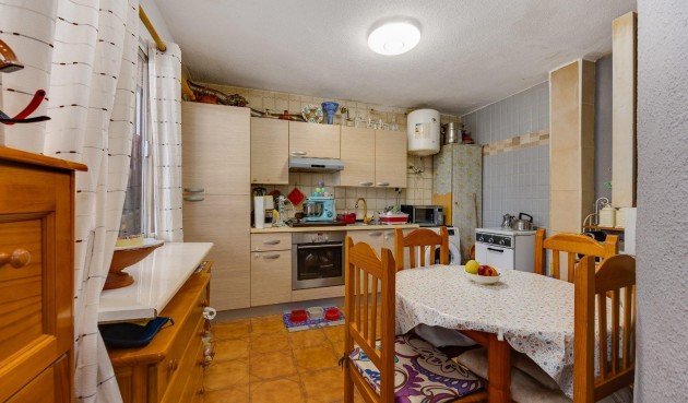 Brukt - Town House -
Torrevieja - Nueva Torrevieja