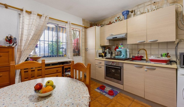 Brukt - Town House -
Torrevieja - Nueva Torrevieja
