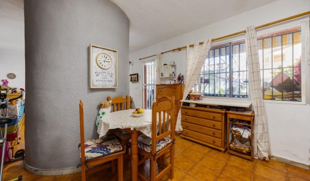 Brukt - Town House -
Torrevieja - Nueva Torrevieja