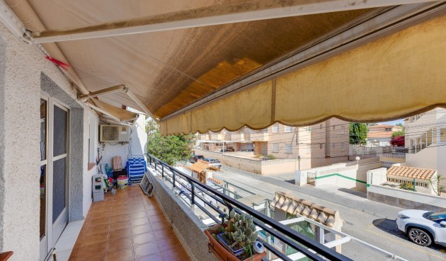 Brukt - Town House -
Torrevieja - Nueva Torrevieja