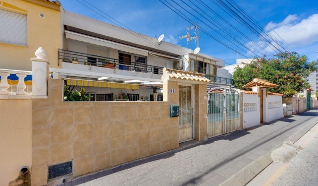 Brukt - Town House -
Torrevieja - Nueva Torrevieja