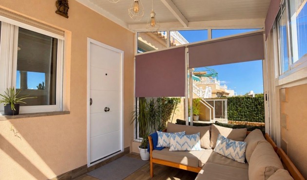 Resale - Villa -
Orihuela Costa - Costa Blanca