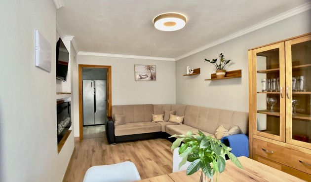 Resale - Villa -
Orihuela Costa - Costa Blanca
