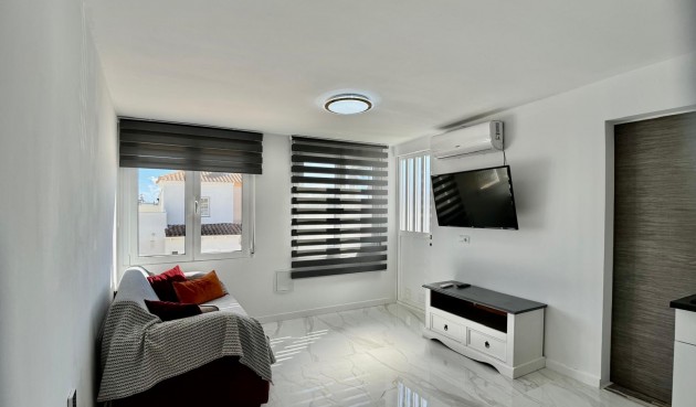 Resale - Villa -
Orihuela Costa - Costa Blanca