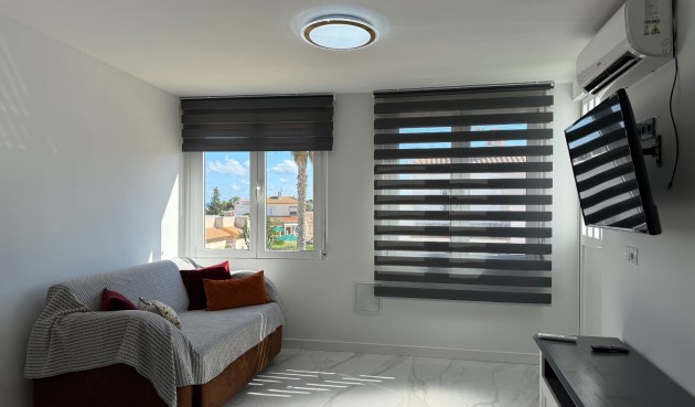 Resale - Villa -
Orihuela Costa - Costa Blanca